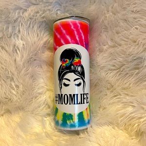 Mom life tumbler, 20 oz, tye dye, mom tumbler, #momlife, specialized tumbler bun